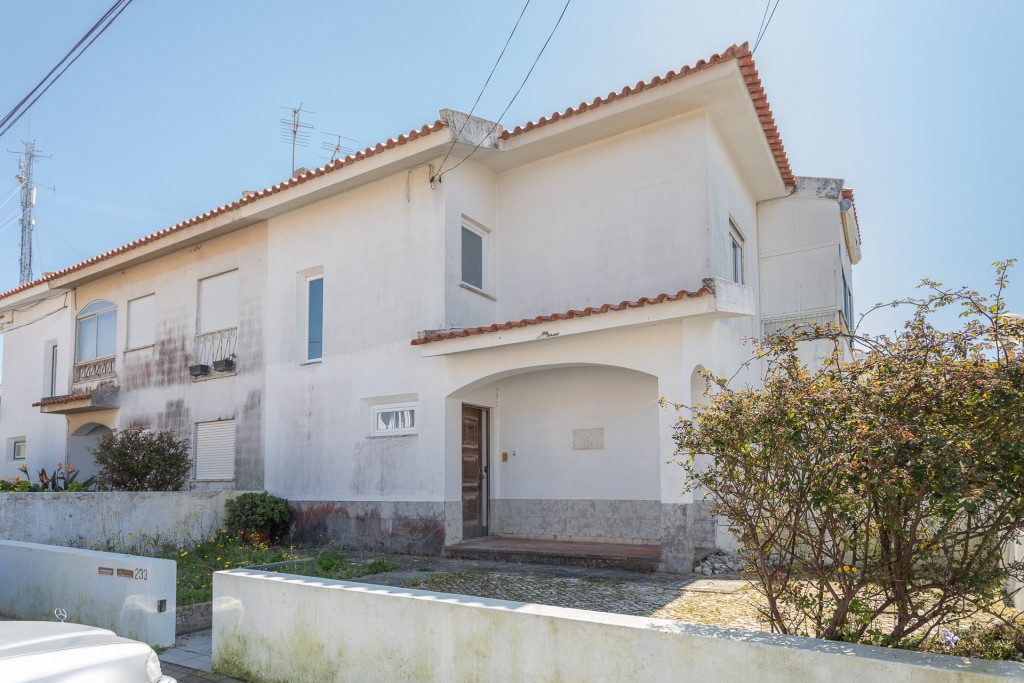 KWPT-030292_Andar Moradia T2 Alcabideche Marco Martinho Livin_ KW25